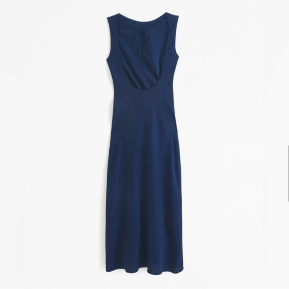 Black midi shell dress in matte satin - Picture 3 of 5